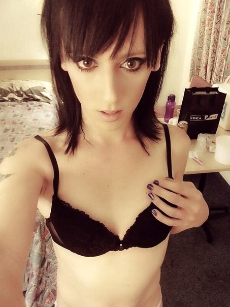 Rimming petite hairy trans