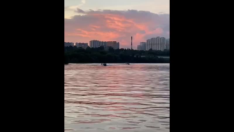 VID_34650503_074226_318.mp4