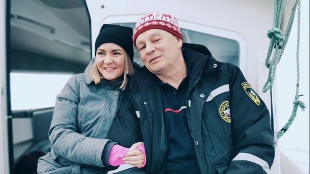 В Мурманской области чиновники проигнорировали карантин и вышли в море на рыбалку Мурманские чиновники устроили морскую рыбалку в период изоляции в области установлен временный запрет на